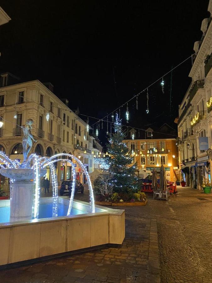 Cote Ouest Aix Les Bains Aparthotel Aix-les-Bains Esterno foto